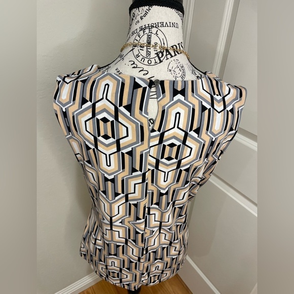 Calvin Klein Geometric Patterned Women's Top Size Large - Picture 3 of 9